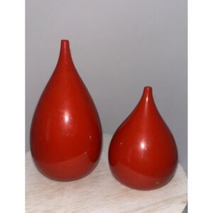 VTG Tear Drop Style Red Ceramic Salt & Pepper Shakers Made in Japan MCM